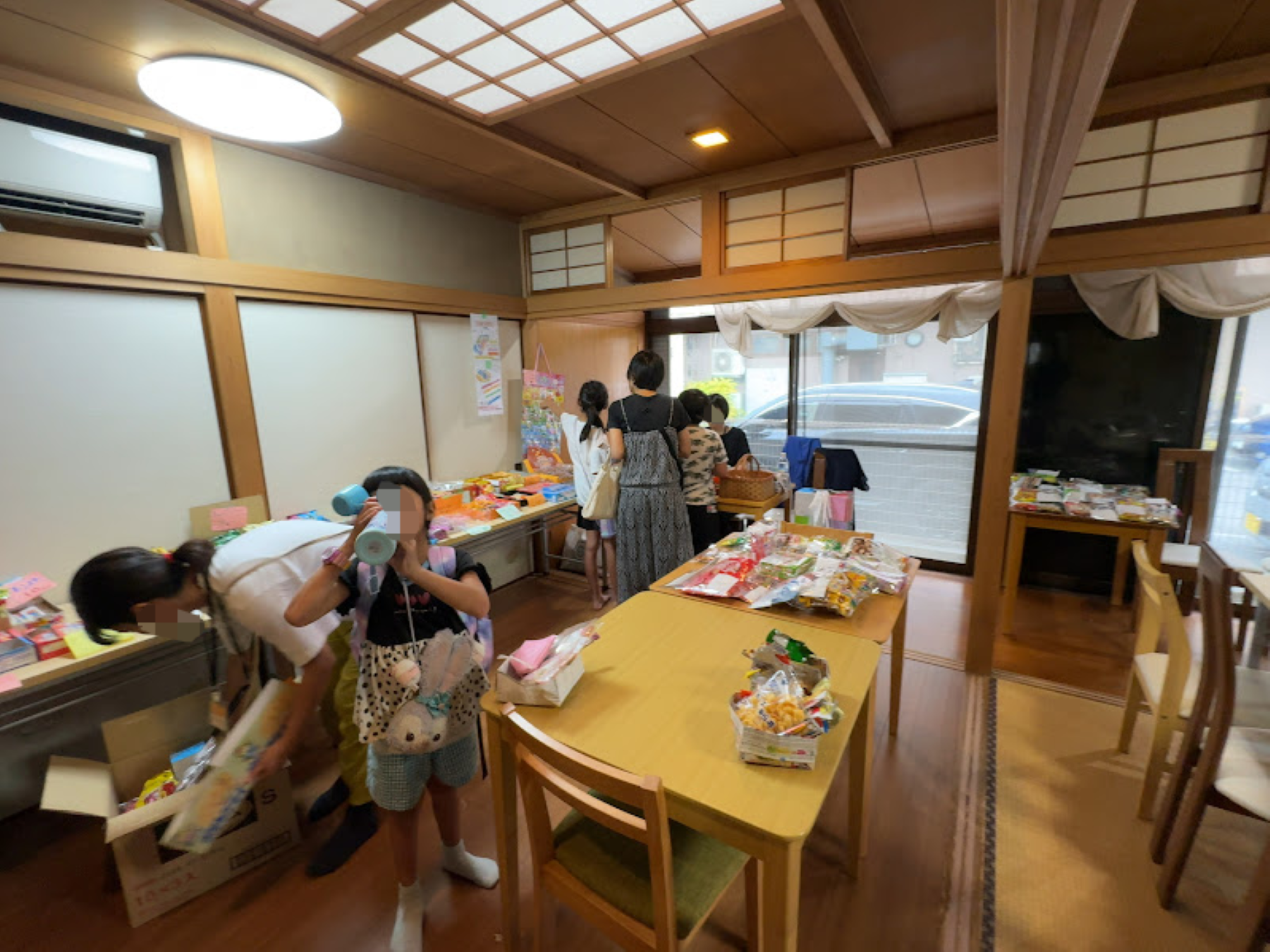 お買い物したり楽しい時間ですね。