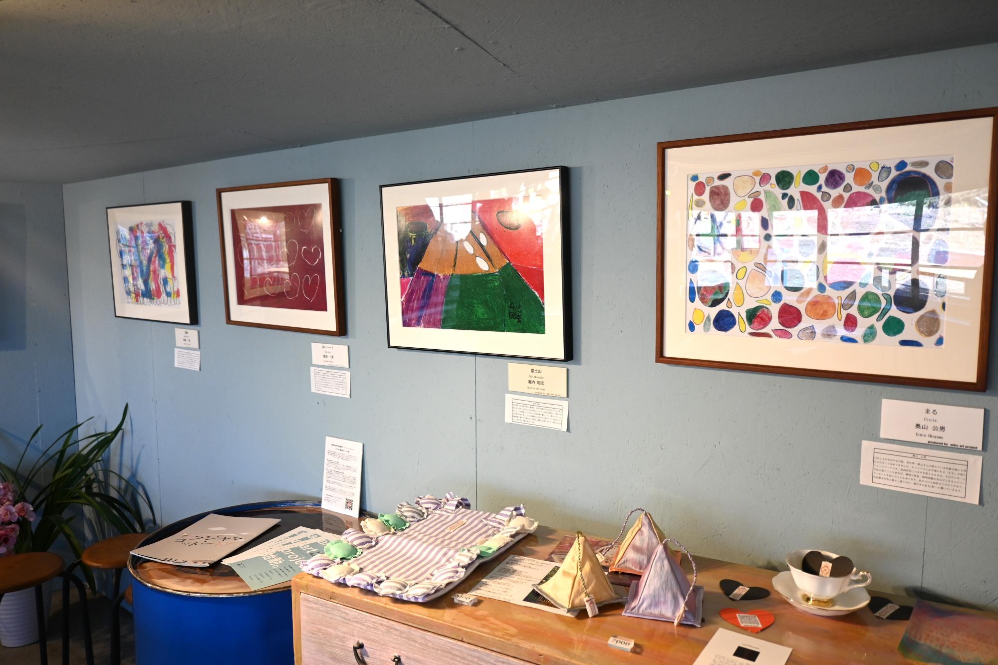 anko art projectによる企画展(1/19まで)