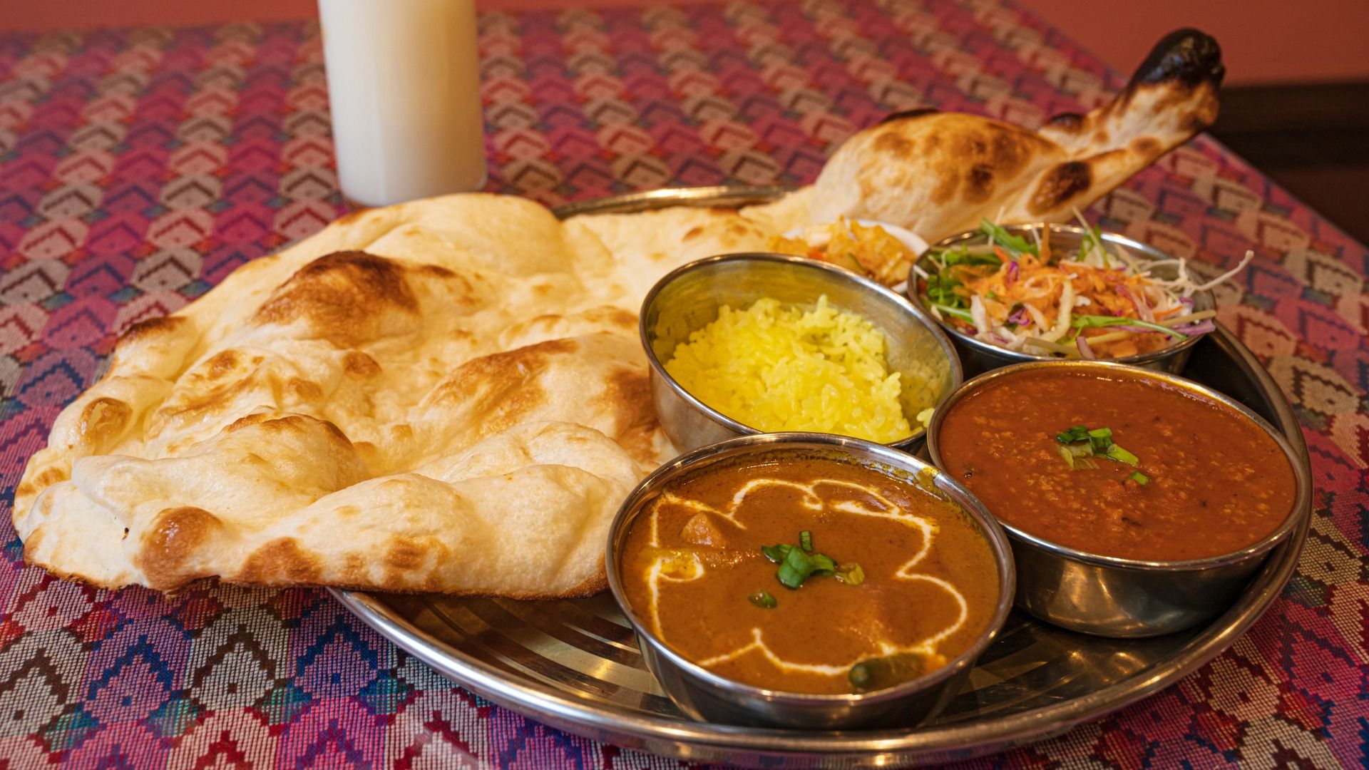 ネパール人経営のインド料理店 インネパ店 なぜ激増 背景にある2つの歪曲 わいきょく 田嶋章博 個人 Yahoo ニュース